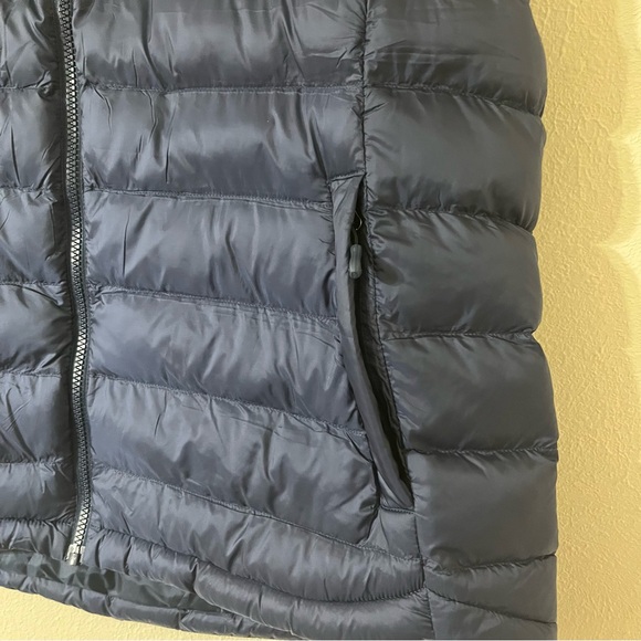 WOMEN'S LIGHTWEIGHT POLY-FILL PACKABLE VEST - Picture 6 of 7